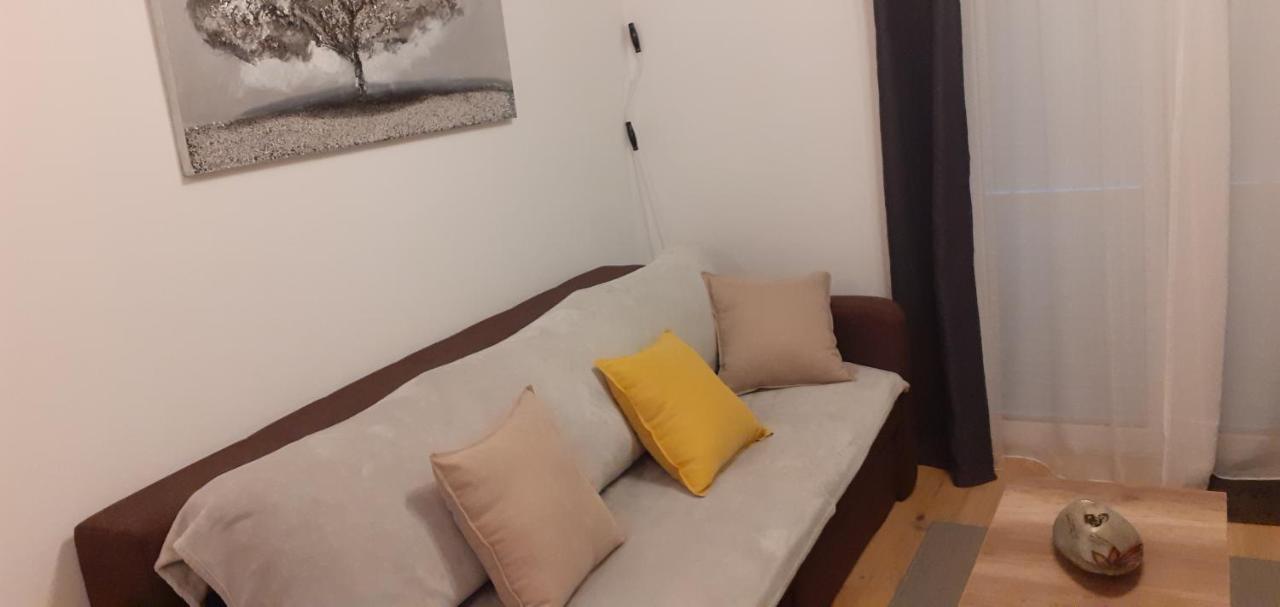 Apartments Marijana Rab Town Zewnętrze zdjęcie