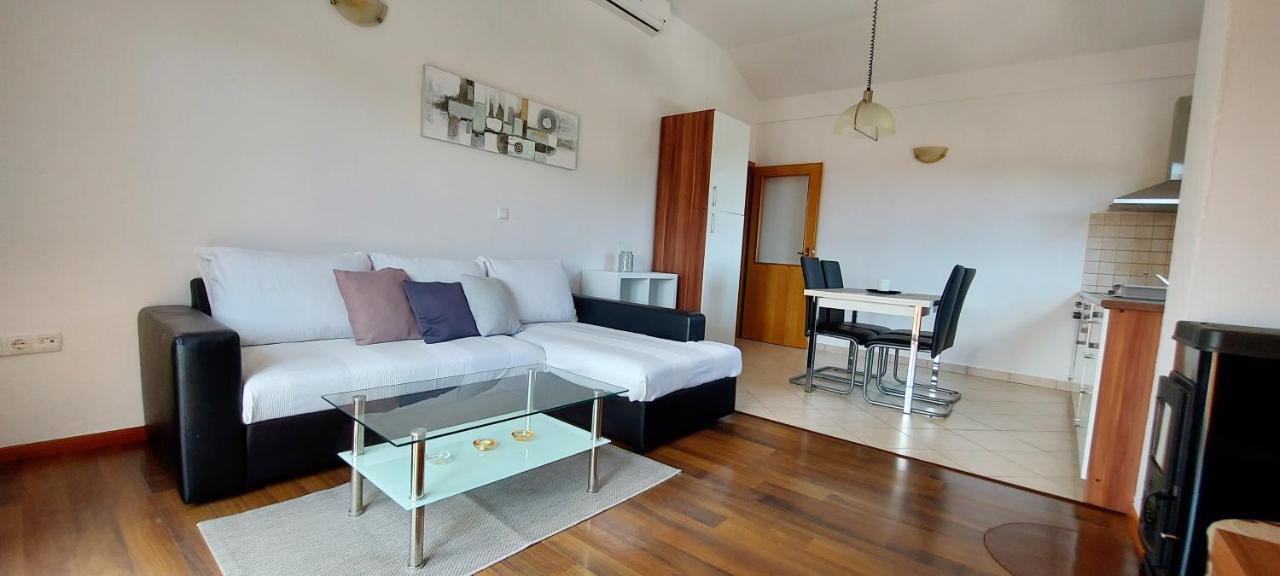 Apartments Marijana Rab Town Pokój zdjęcie