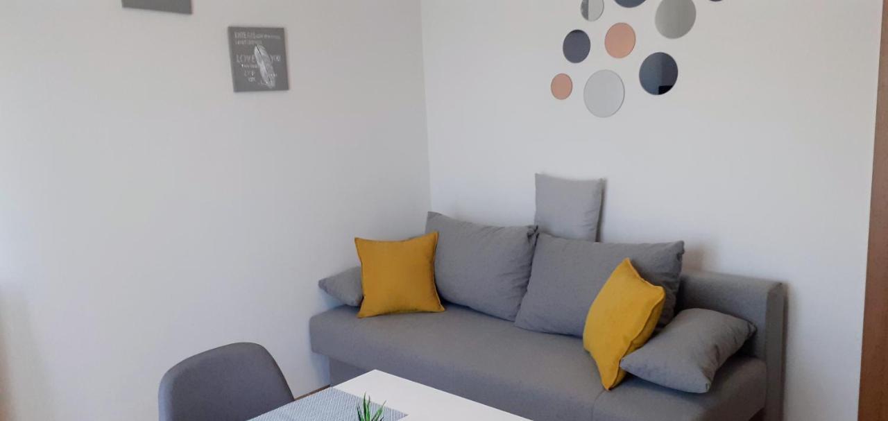 Apartments Marijana Rab Town Zewnętrze zdjęcie