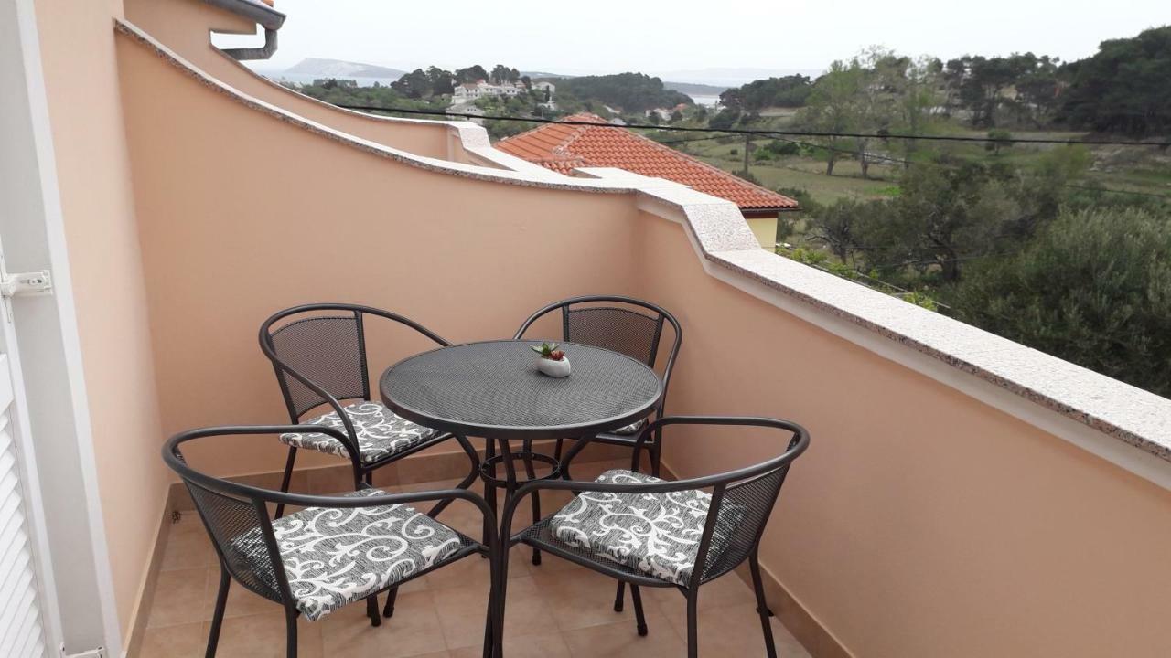 Apartments Marijana Rab Town Zewnętrze zdjęcie