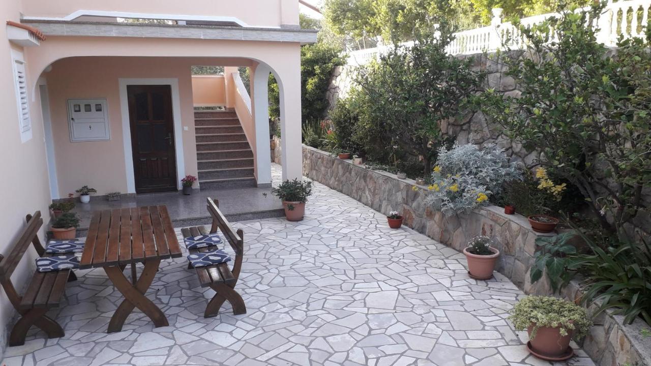 Apartments Marijana Rab Town Zewnętrze zdjęcie